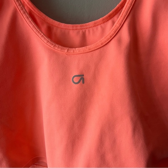 GapFit Coral Eclipse Cropped Brami Size Small - Picture 4 of 6